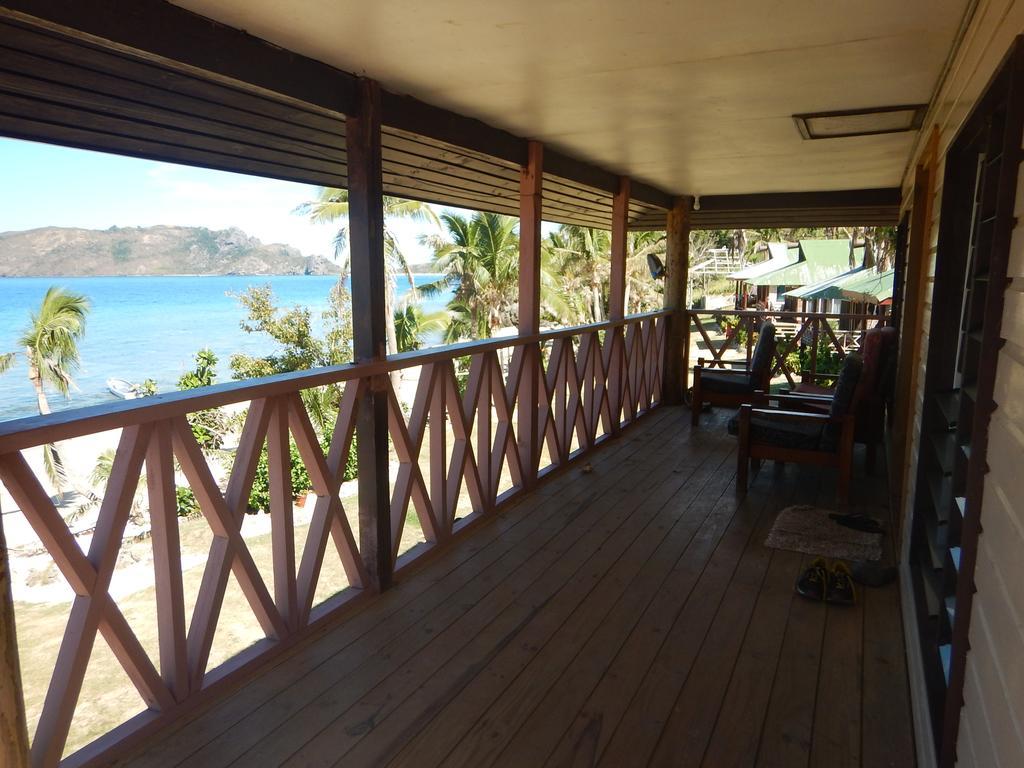 Naqalia Lodge Wayasewa Island Номер фото